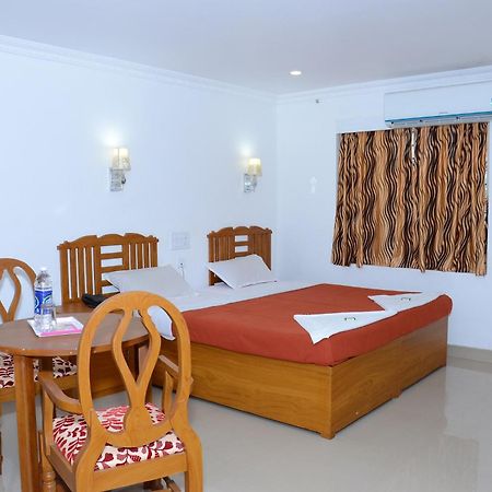 Princess Residency Nedumbassery Oda fotoğraf