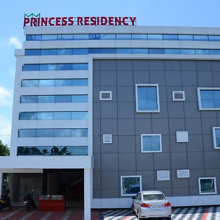 Princess Residency Otel Nedumbassery Dış mekan fotoğraf