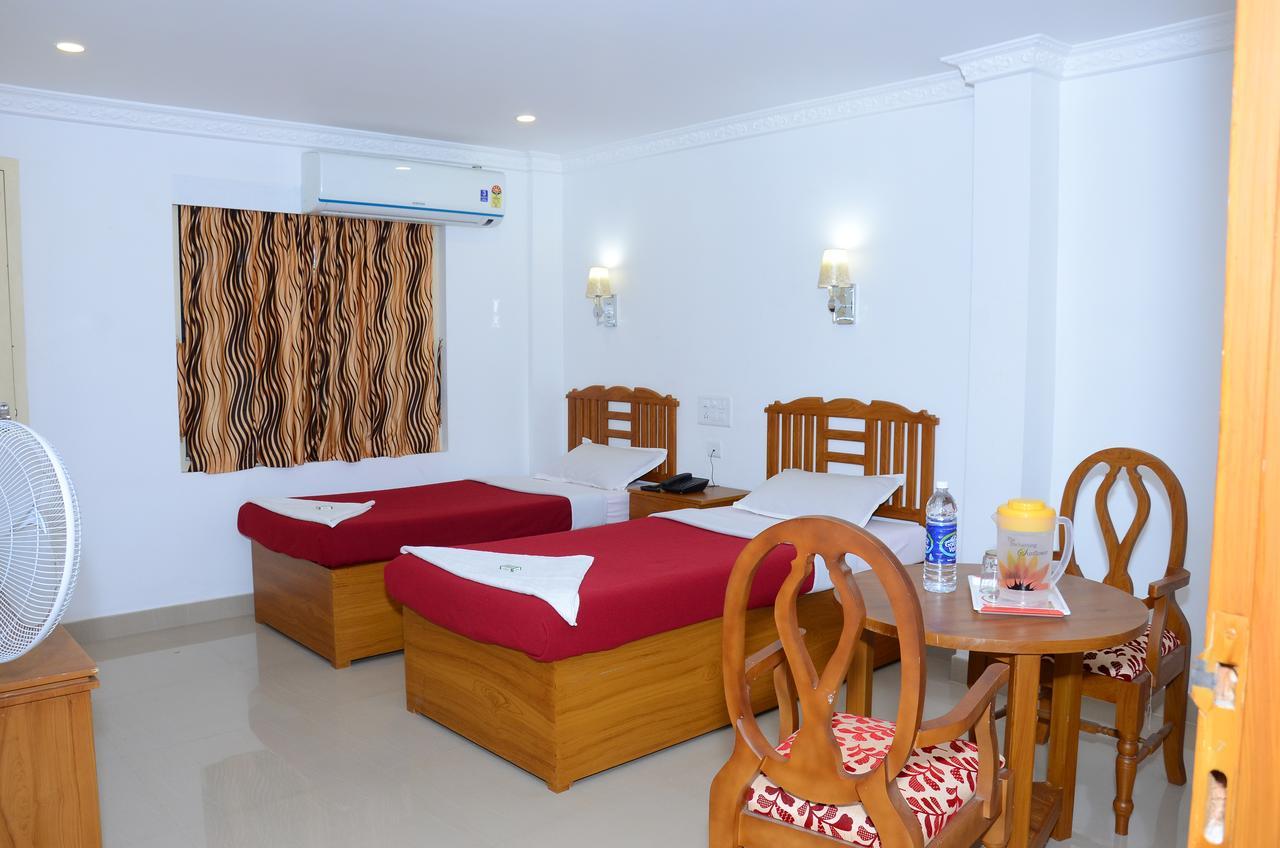 Princess Residency Otel Nedumbassery Dış mekan fotoğraf