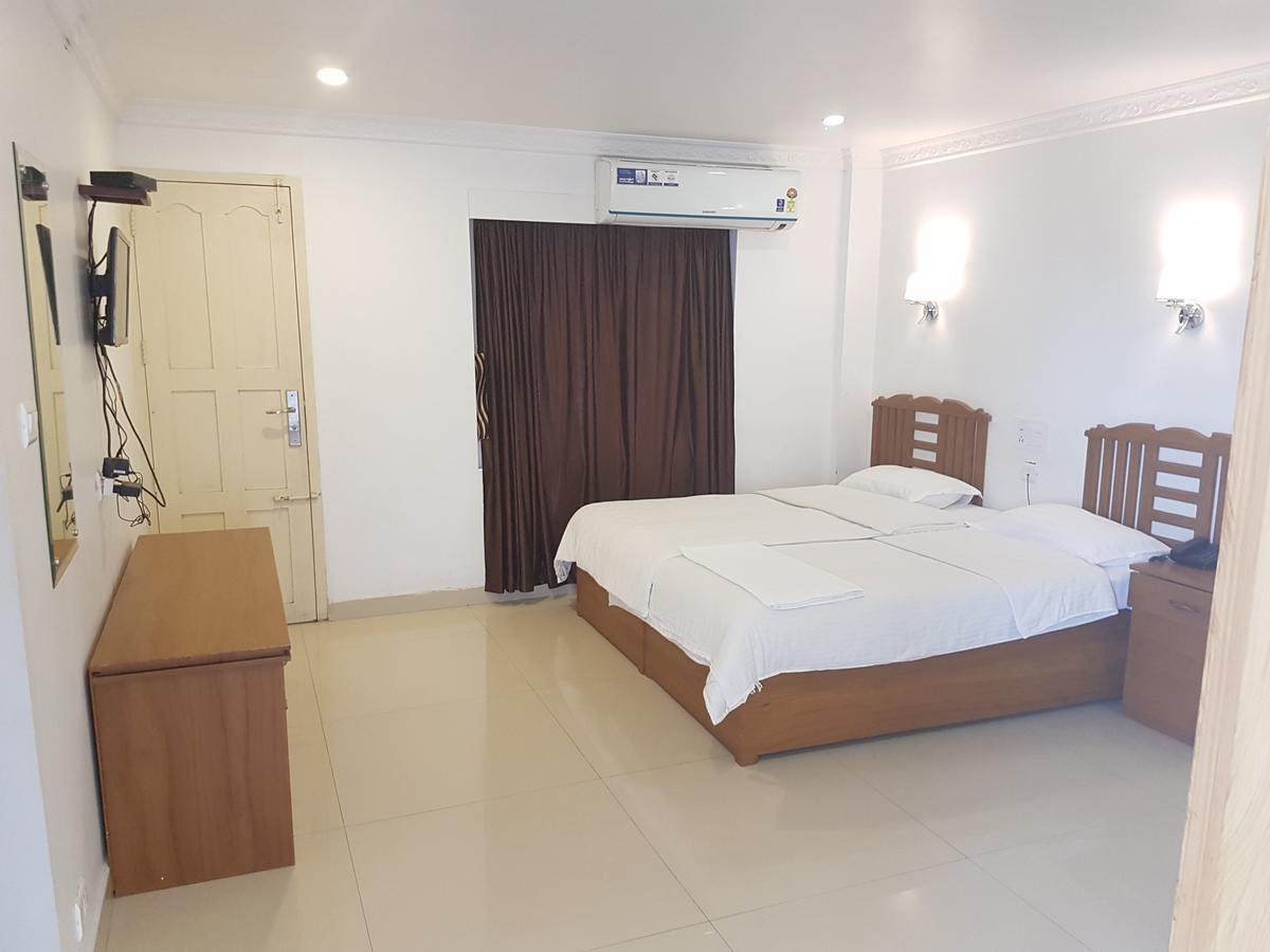 Princess Residency Otel Nedumbassery Dış mekan fotoğraf